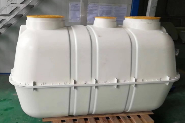 農村廁所改造使用的玻璃鋼化糞池結構原理是怎樣的 農村廁所改造使用的玻璃鋼化糞池結構原理是怎樣的