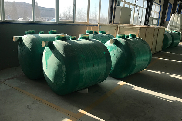 造成玻璃鋼化糞池出現堵塞的原因是什么 造成玻璃鋼化糞池出現堵塞的原因是什么